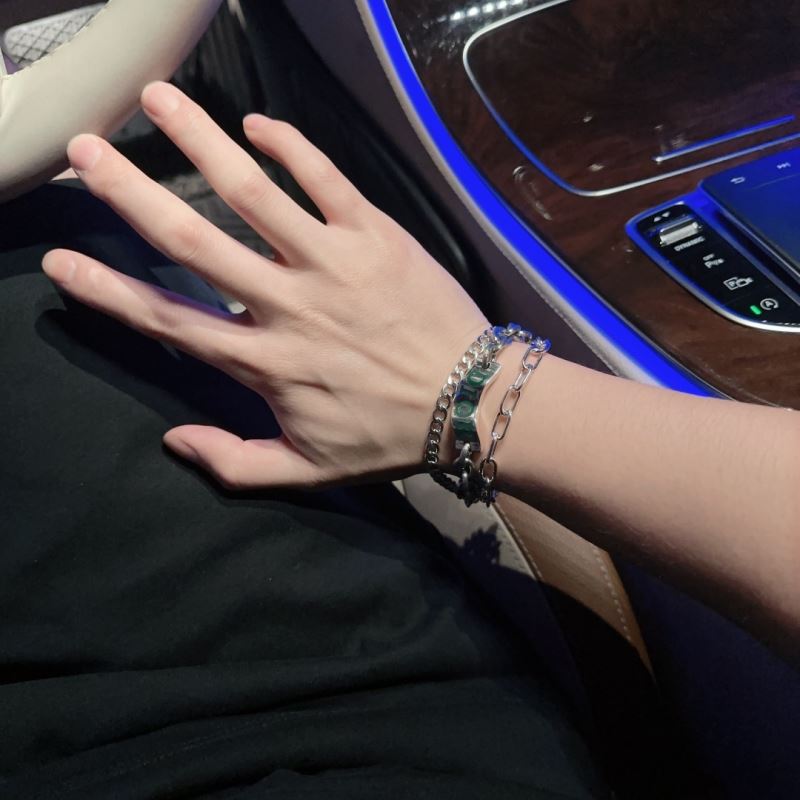 chr1st1an D10r bracelets